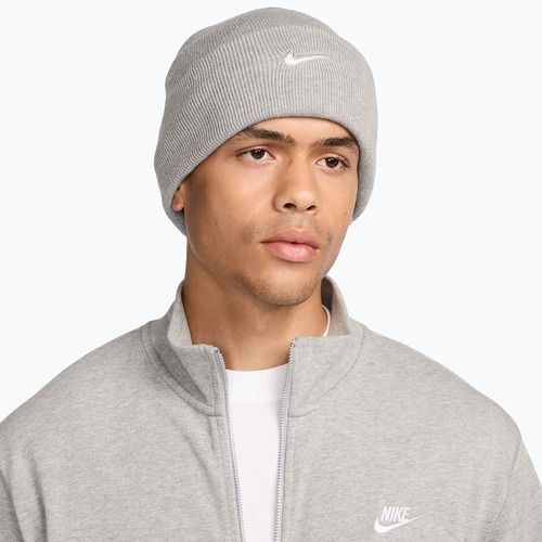 Žieminė kepurė Nike Peak Swoosh Beanie dark grey heather/white
