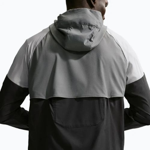 Vyriška bėgimo striukė Nike Impossibly Light Windrunner smoke grey/wolf grey/black