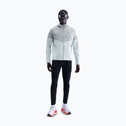 Vyriška bėgimo striukė Nike Miler Repel Winterized Pure Platinum