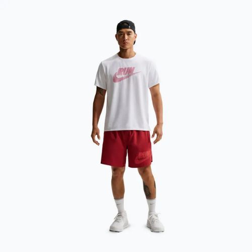 Vyriški šortai Nike Challenger Dri-Fit Brief-Lined 7" team crimson/light crimson