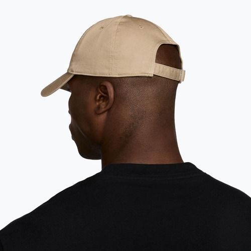 Kepurė su snapeliu  Jordan Club Unstructured Curved-Bill khaki/sail