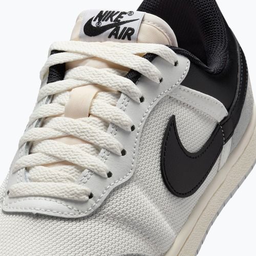 Moteriški batai Air Jordan Skyline Low summit white/light smoke grey/sail/black