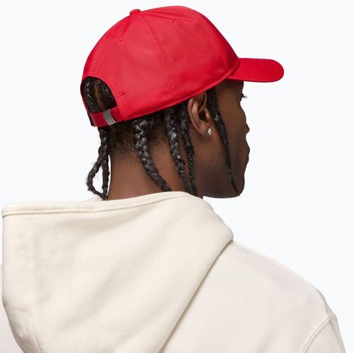Kepurė su snapeliu Jordan Rise Structured Metal Jumpman gym red/r511