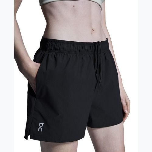 Moteriški bėgimo šortai On 3" Core black