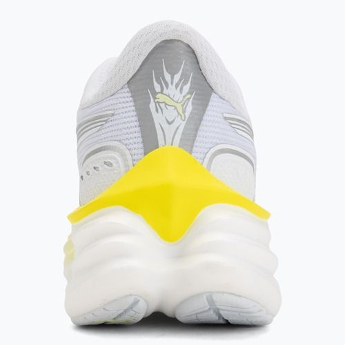 Moteriški bėgimo bateliai Puma Velocity Nitro 4 white