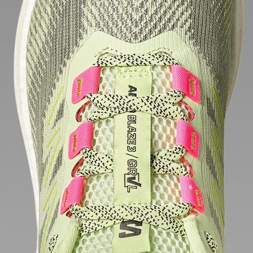 Moteriški bėgimo batai Salomon Aero Blaze 3 GRVL butterfly/knockout pink/black