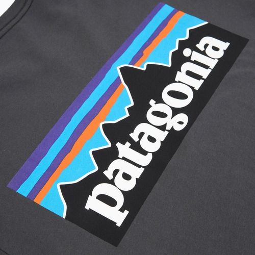 Vyriški marškinėliai Patagonia P-6 Logo ink black