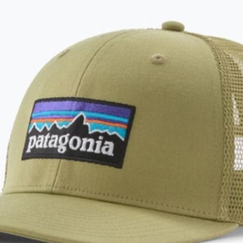 Kepurė su snapeliu Patagonia P-6 Logo Trucker gumtree green
