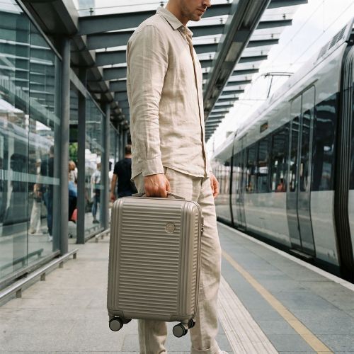 Rankinė kelioninė KADVA Palero 38 l smėlio spalvos