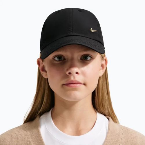 Vaikiška kepurė su snapeliu Nike Dri-FIT Club black/flt gold