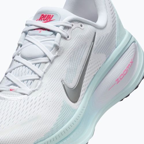 Moteriški bėgimo batai  Nike Vomero 18 white/glacier blue/metallic silver