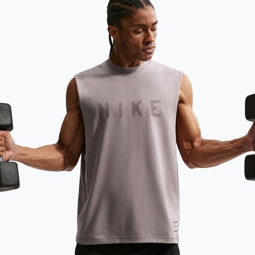 Vyriški treniruočių marškinėliai Nike Athletic Club Dri-Fit light violet ore/light violet ore