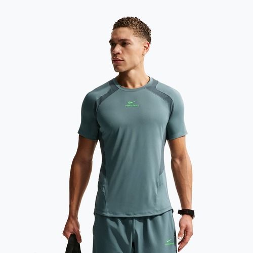 Vyriški treniruočių marškinėliai Nike Pro Training Dri-Fit mineral slate/faded spruce/green strike