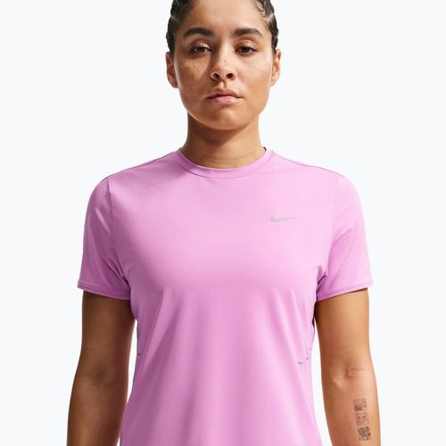 Moteriški bėgimo marškinėliai Nike Swift Dri-Fit light magenta