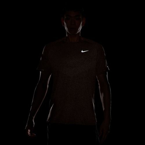 Vyriški bėgimo marškinėliai Nike Stride ADV silt red