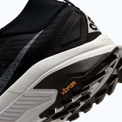 Vyriški bėgimo bateliai Nike ACG Zegama Trail juodi/saugumo oranžiniai/viršūnių balti