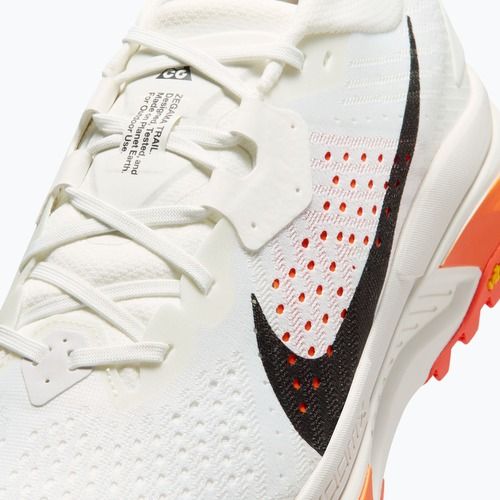 Vyriški bėgimo bateliai Nike ACG Zegama Trail summit white/phantom/safety orange/black