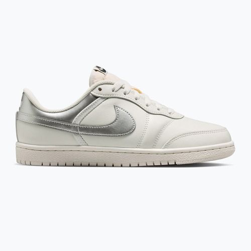 Moteriški batai Nike Air Jordan Skyline Low swan/black/metallic silver