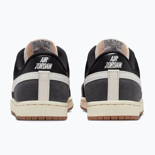 Buty damskie  Nike Air Jordan Skyline Low black/sail/gum med brown/summit white