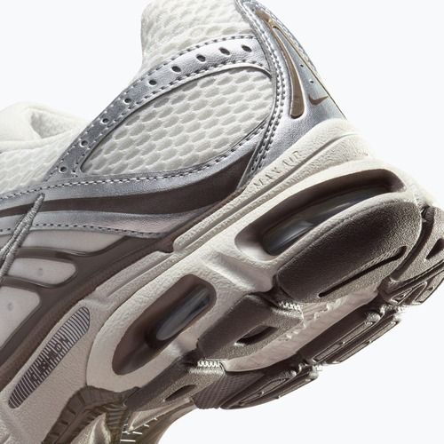 Moteriški batai Nike Air Max Moto 2K phantom/metallic silver/baroque brown