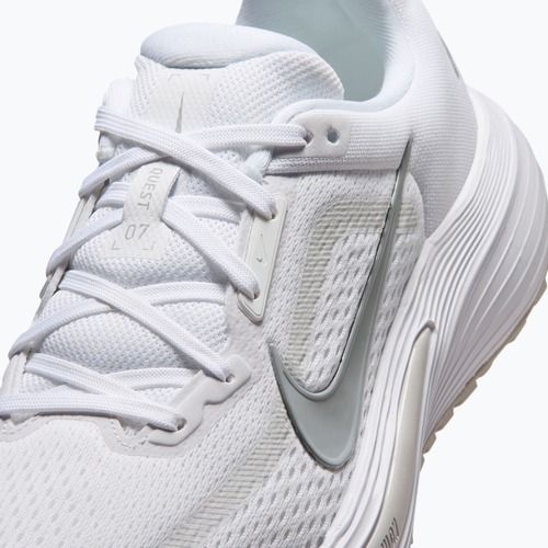 Moteriški bėgimo batai Nike Quest 7 white/vast grey/vast grey/wolf grey