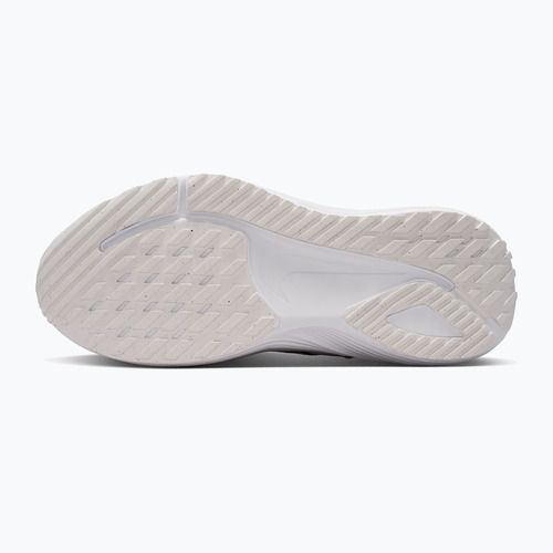Moteriški bėgimo batai Nike Quest 7 summit white/white/metallic silver/black