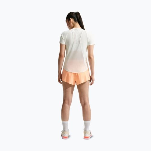 Moteriški bėgimo marškinėliai Nike Swift Dri-Fit sail