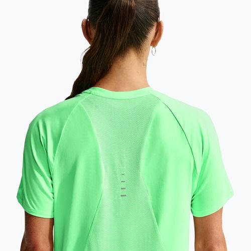 Moteriški bėgimo marškinėliai Nike Swift Dri-Fit illusion green