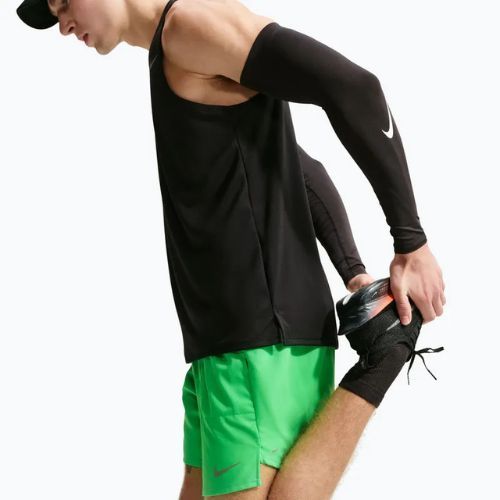 Vyriški bėgimo šortai Nike Stride Dri-Fit Brief-Lined 7" green spark