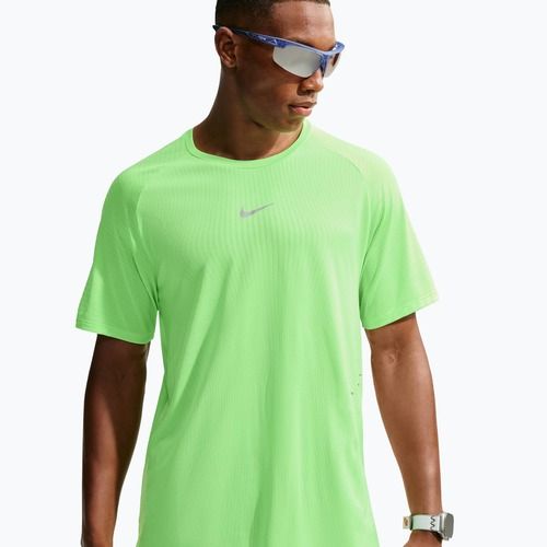 Vyriški bėgimo marškinėliai Nike Stride volt/light silver