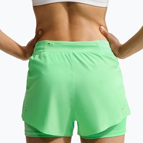 Moteriški bėgimo šortai Nike Swift Mid-Rise 2in1 illusion green
