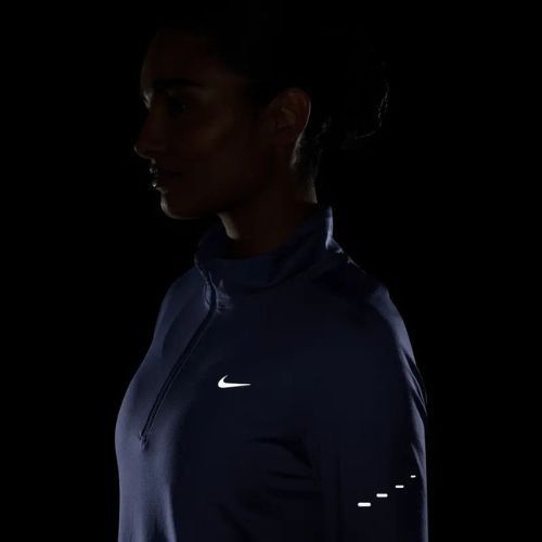Moteriškas bėgimo džemperis Nike Swift Dri-FIT UV 1/4-Zip aluminum