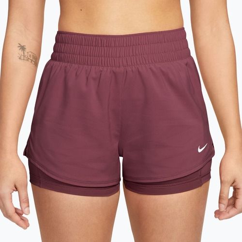 Moteriški treniruočių šortai Nike One pink smoke/white