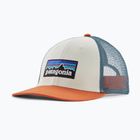 Kepuraitė su snapeliu Patagonia P-6 Logo LoPro Trucker white w/redtail rust