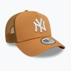 Kepuraitė su snapeliu New Era League Essential Trucker New York Yankees dark beige