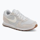 Moteriški batai Nike MD Runner 2 photon dust/white/gum med brown/sail