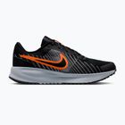 Vyriški bėgimo batai Nike Run Defy black/wolf grey/total orange