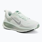 Moteriški bėgimo batai Nike Vomero 18 barely green/steam/metallic silver