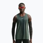 Vyriški bėgimo marškinėliai Nike Stride black/light green spark
