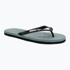 Šlepetės per pirštą arena Flip Flop saga