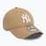 Kepuraitė su snapeliu New Era League Essential 9Twenty New York Yankees light beige