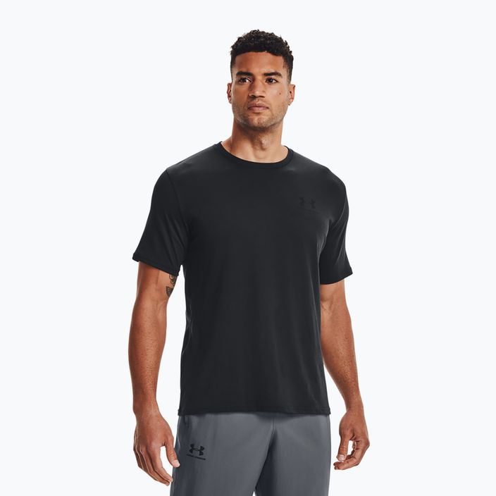 "Under Armour Sportstyle" sportiniai marškinėliai su kairiąja krūtine SS vyriški treniruočių marškinėliai juodi