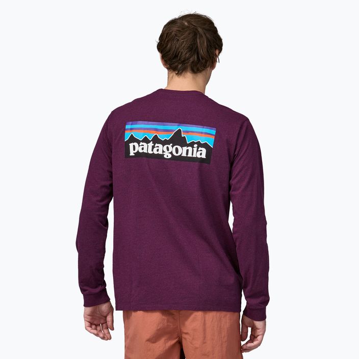 Vyriški žygio marškinėliai ilgomis rankovėmis Patagonia P-6 Logo Responsibili night plum 2