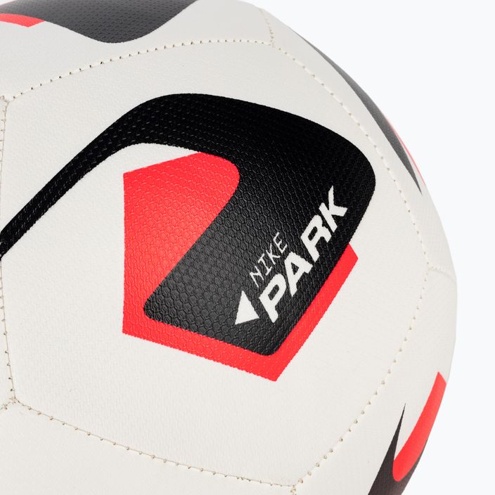Futbolo kamuolys Nike Park white/bright crimson/black dydis 5 3