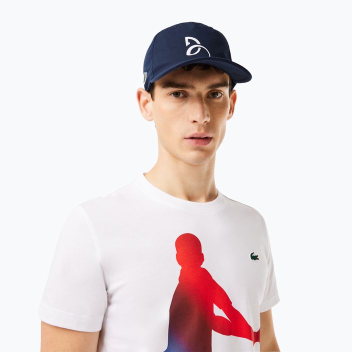 Lacoste Tennis X Novak Djokovic baltų marškinėlių ir kepurės rinkinys 3
