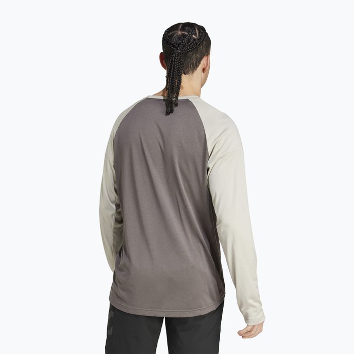 Vyriški dviračių marškinėliai ilgomis rankovėmis adidas FIVE TEN Long Sleeve Jersey charcoal/putty grey 2
