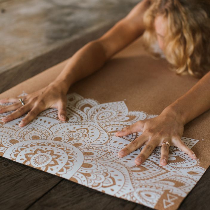 Yoga Design Lab kamštinis 3,5 mm rudos spalvos Mandala Baltas jogos kilimėlis 7
