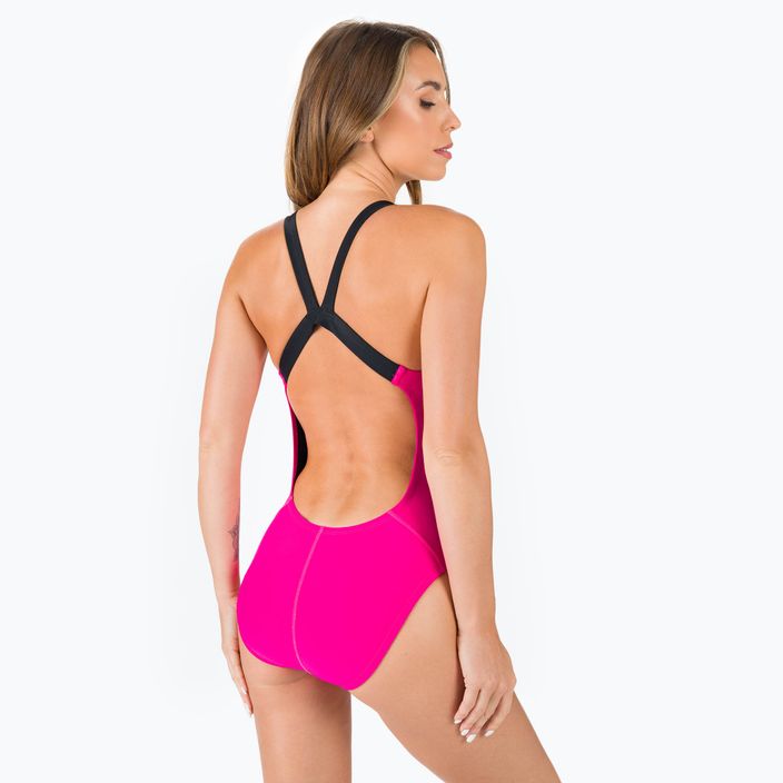 Moteriškas vientisas maudymosi kostiumėlis Nike Logo Tape Fastback pink NESSB130-672 5