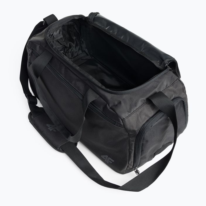Treniruočių krepšys 4F M025 25 l gilios juodos spalvos 4
