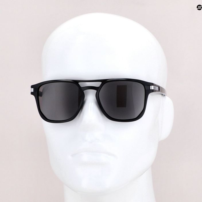 Oakley Latch Beta matiniai juodi/prizmine pilka spalva akiniai nuo saulės 0OO9436 7